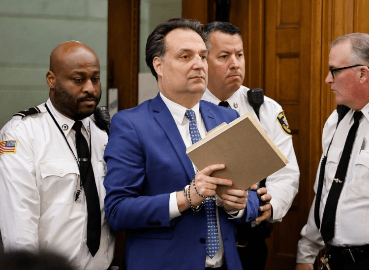 “How to Saw a Body”: Inside the Digital Trail That Haunts the Brian Walshe Murder&nbsp;Trial